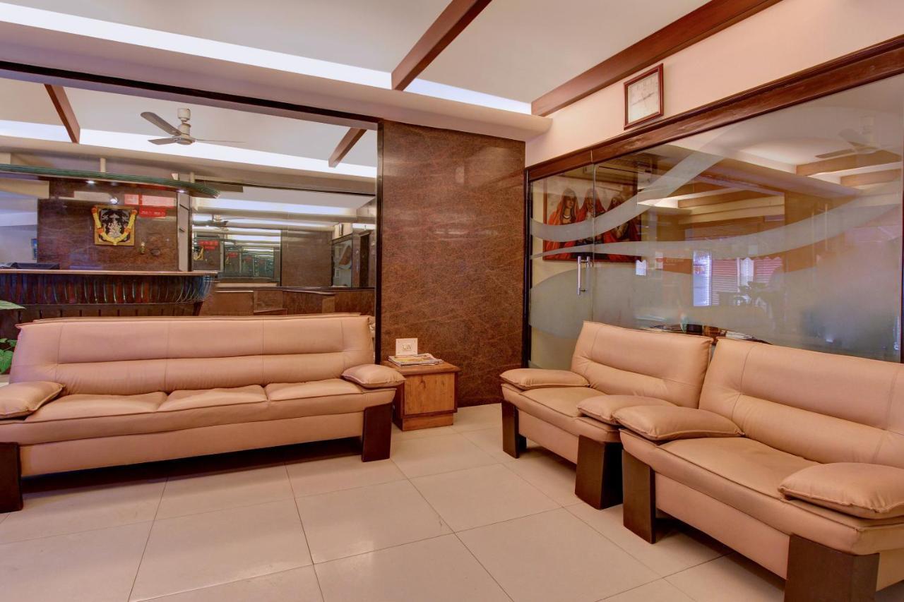 ศรุติ คอมฟอร์ต Hotel บังกาลอร์ ภายนอก รูปภาพ