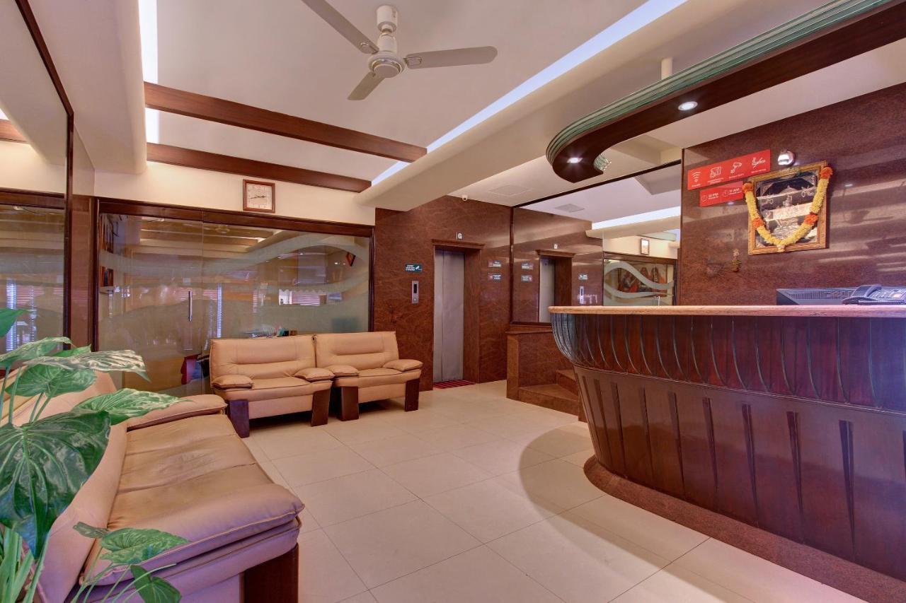 ศรุติ คอมฟอร์ต Hotel บังกาลอร์ ภายนอก รูปภาพ